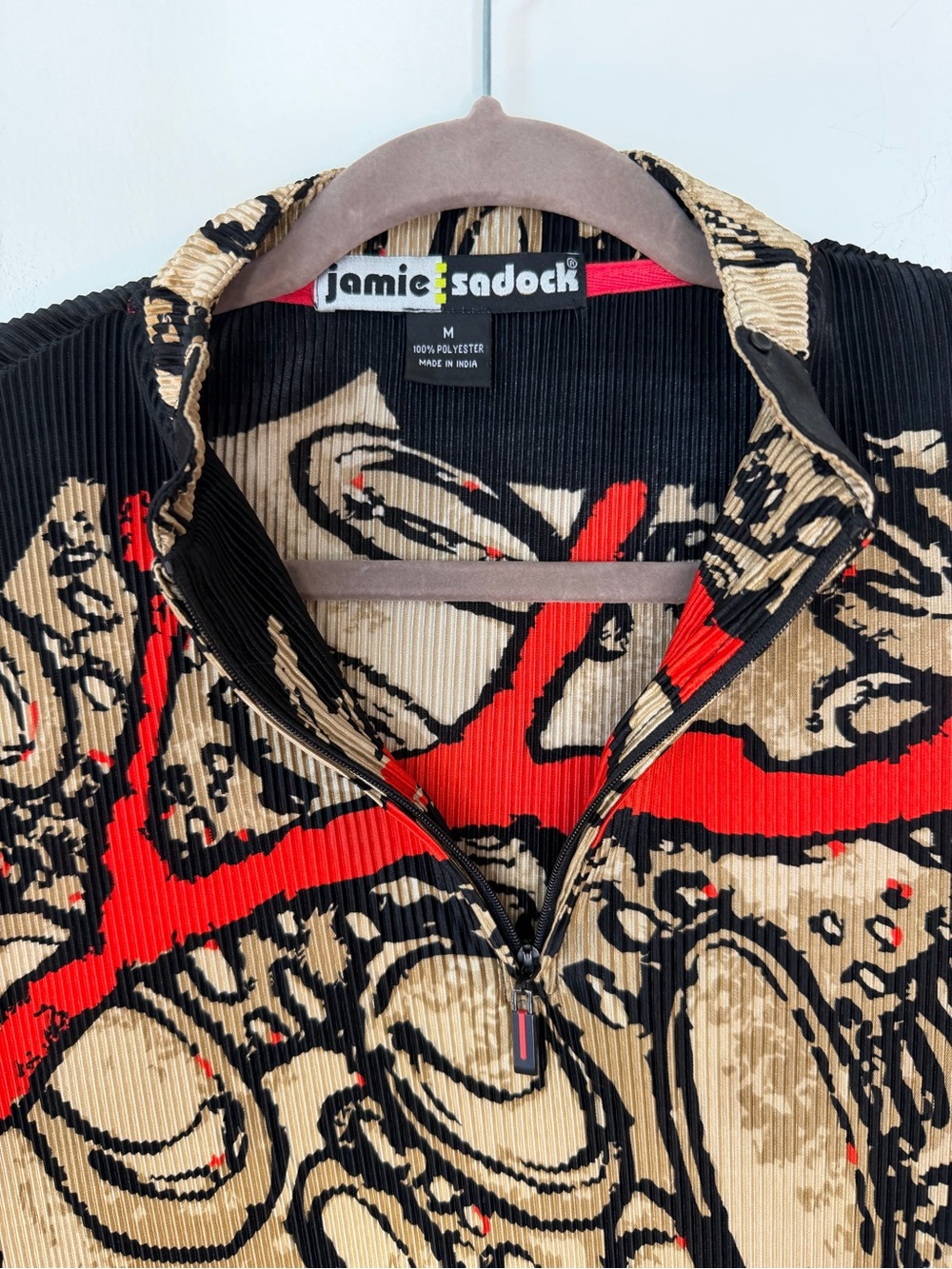 jamie sadock woman’s Medium Black, Tan & Red Lightweight golf tennis top - Picture 2 of 7